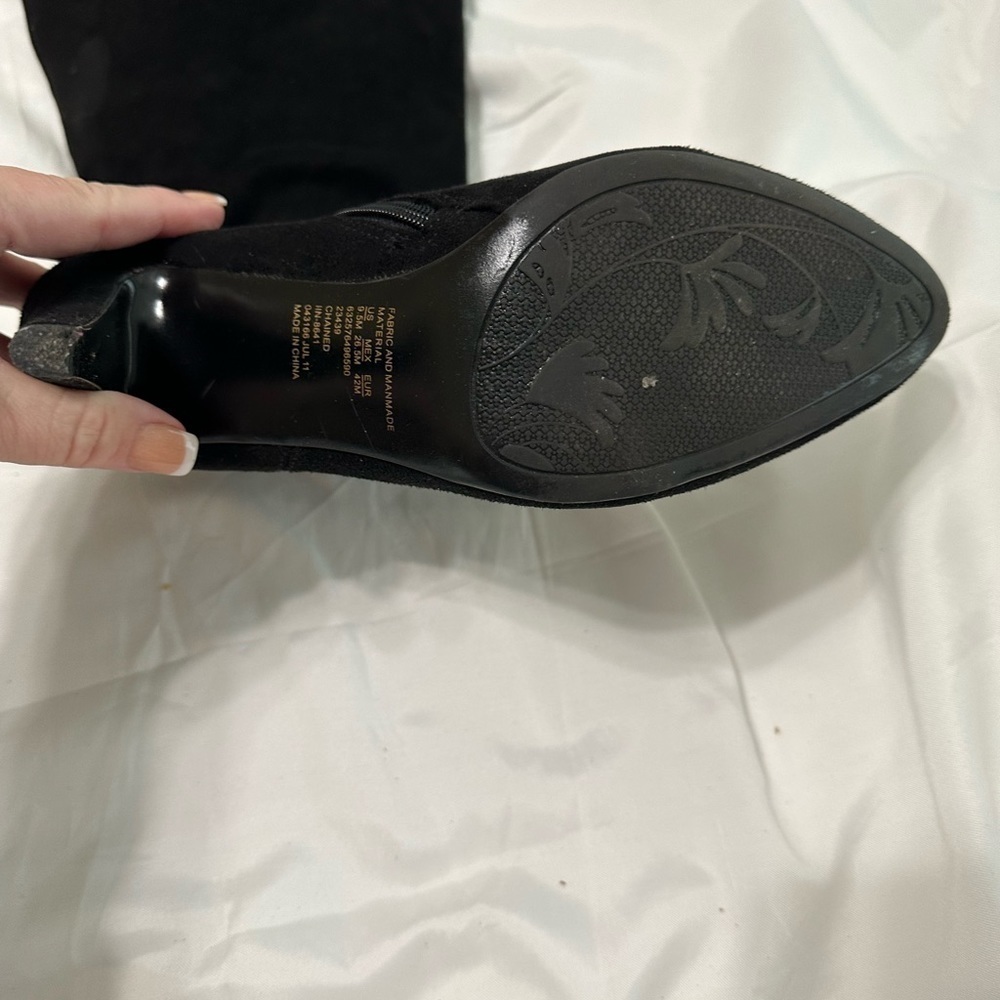 Velvet heart chained black boots size 9.5 - Picture 9 of 13
